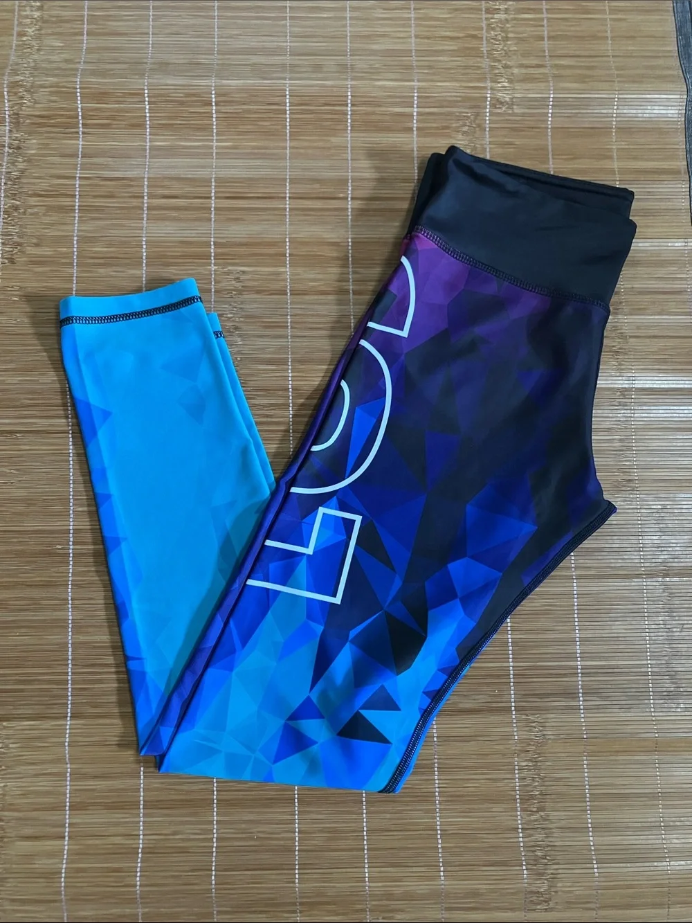 Six Deuce Oceana Leggings Size L - Picture 2 of 4